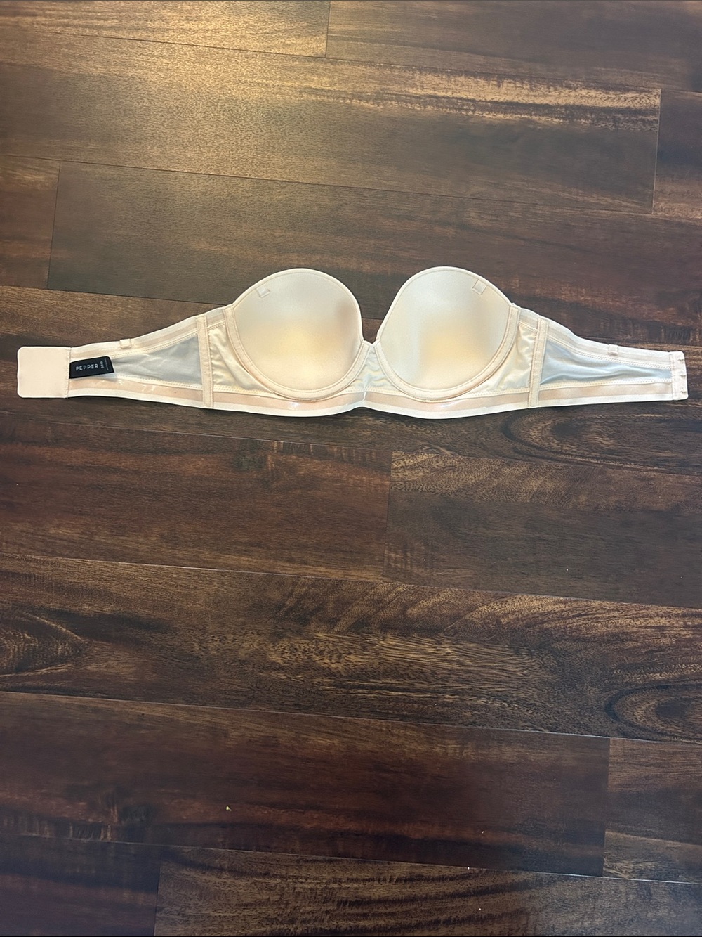 Pepper: MVP Multiway Strapless Bra - Picture 4 of 5
